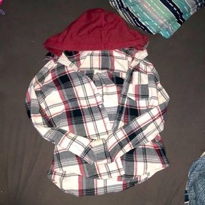 Plan shirt with hood